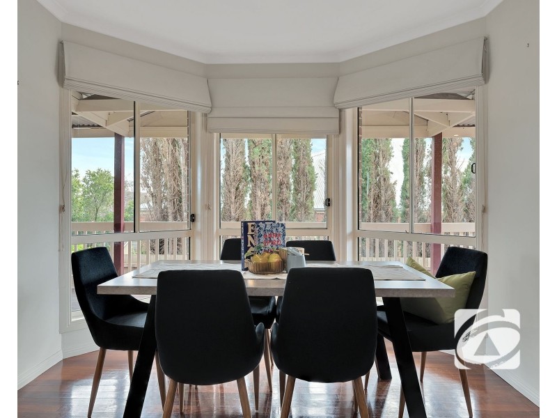 10 Pinnata Place, Narre Warren VIC 3805