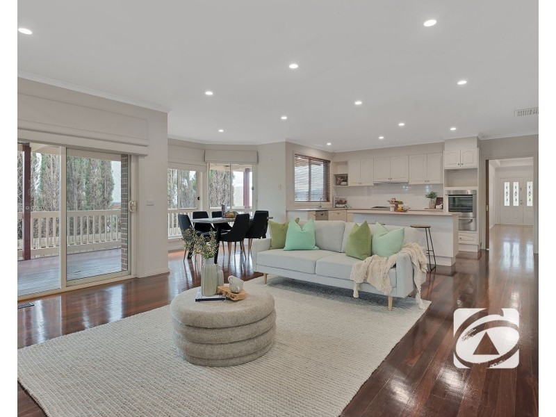 10 Pinnata Place, Narre Warren VIC 3805