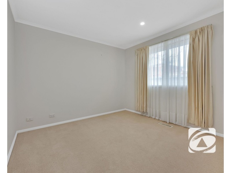 10 Pinnata Place, Narre Warren VIC 3805