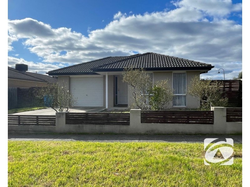 74 Golf Links Road, Berwick VIC 3806