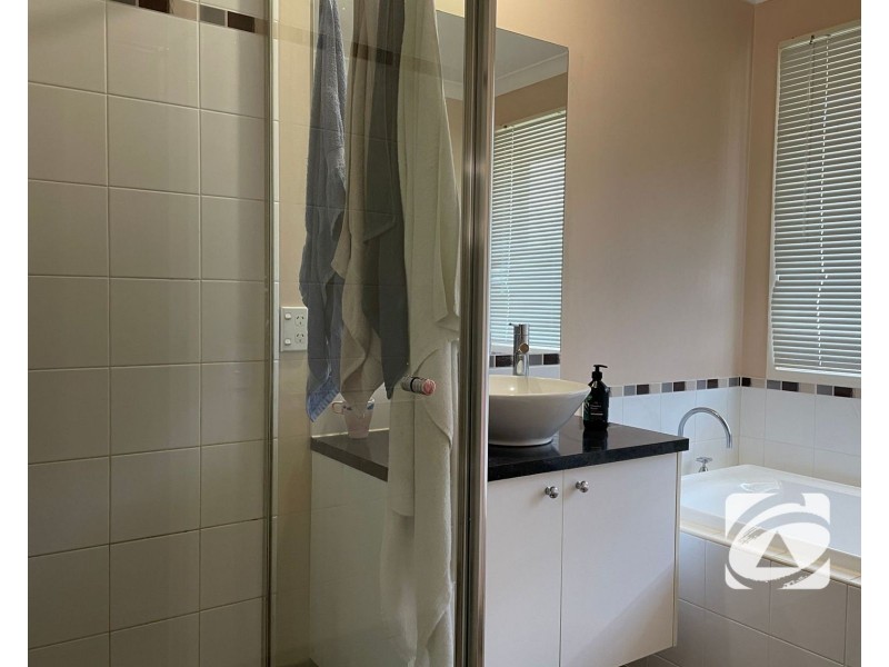 74 Golf Links Road, Berwick VIC 3806