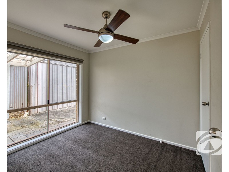 2 Topaz Place, Narre Warren VIC 3805