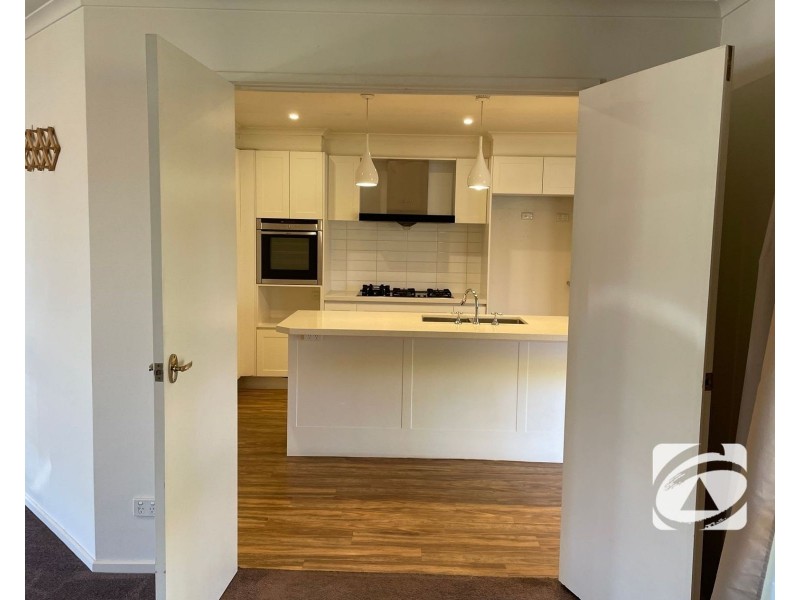 1 Tingle Close, Narre Warren VIC 3805