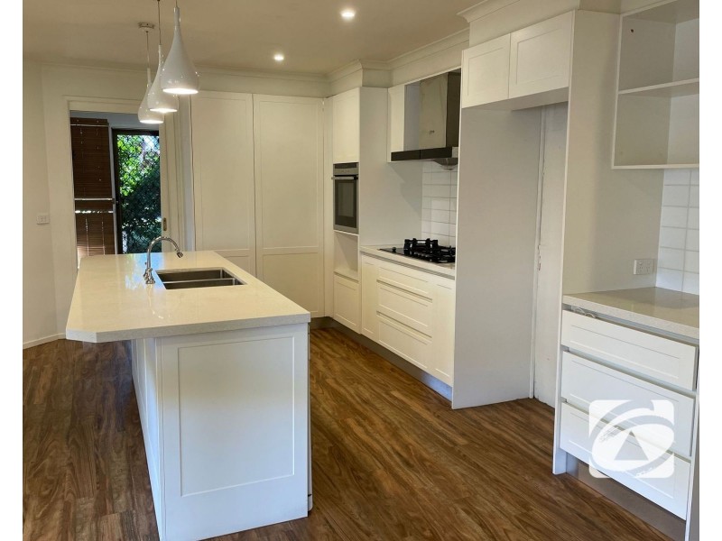 1 Tingle Close, Narre Warren VIC 3805