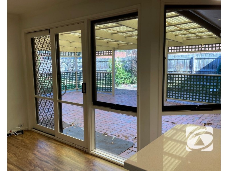 1 Tingle Close, Narre Warren VIC 3805