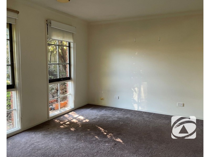 1 Tingle Close, Narre Warren VIC 3805