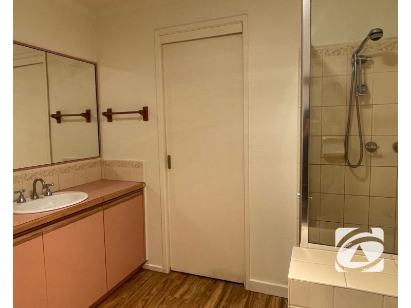 1 Tingle Close, Narre Warren VIC 3805