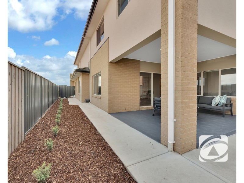 20 Dalhalla Circuit, Clyde North VIC 3978