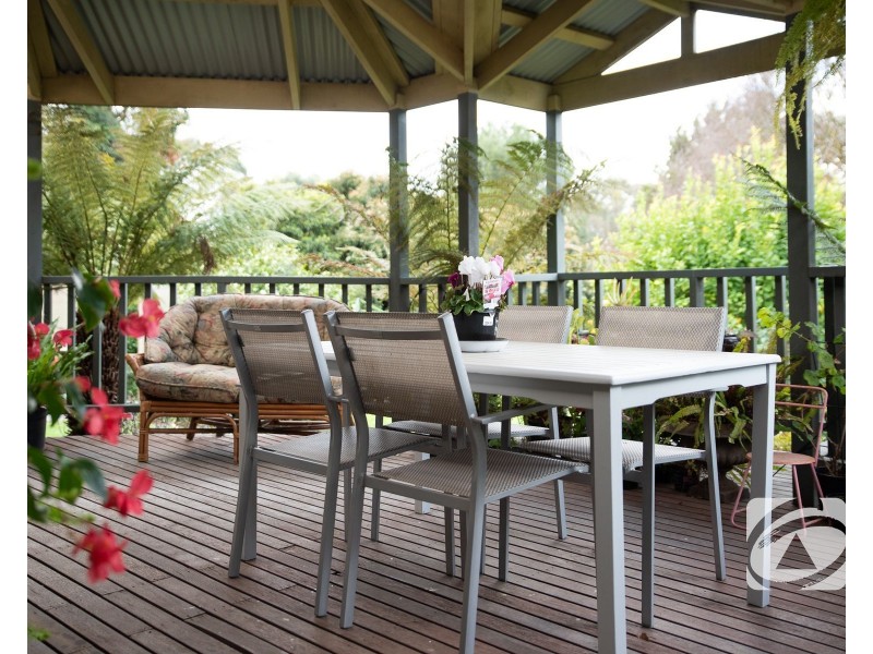12 Halcyon Way, Narre Warren South VIC 3805