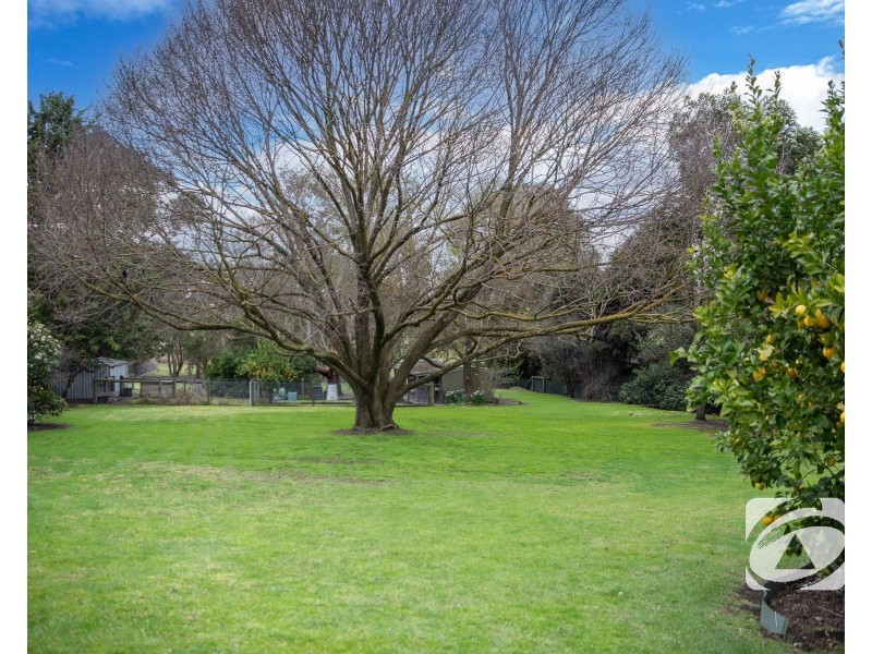 12 Halcyon Way, Narre Warren South VIC 3805