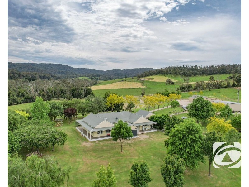 30 Sanders Road, Garfield North VIC 3814