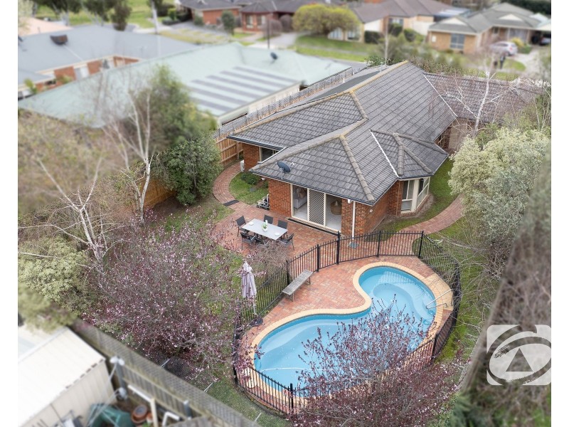 5 Alberta Way, Berwick VIC 3806