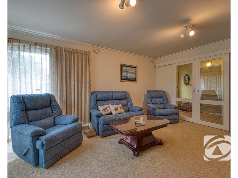 65 Chartwell Drive, Wantirna VIC 3152