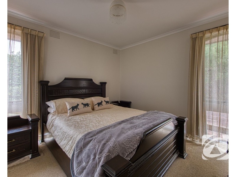 65 Chartwell Drive, Wantirna VIC 3152