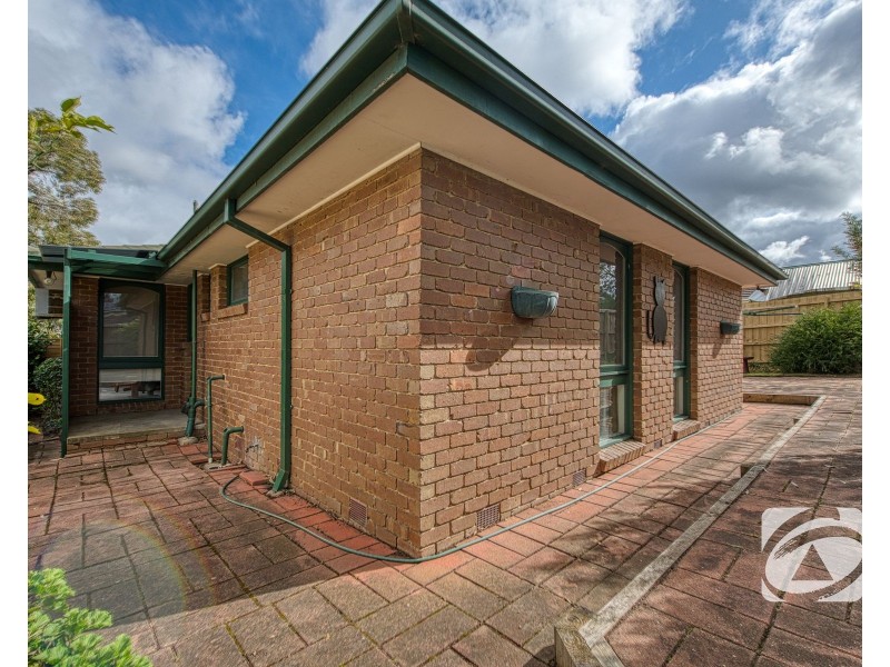 65 Chartwell Drive, Wantirna VIC 3152
