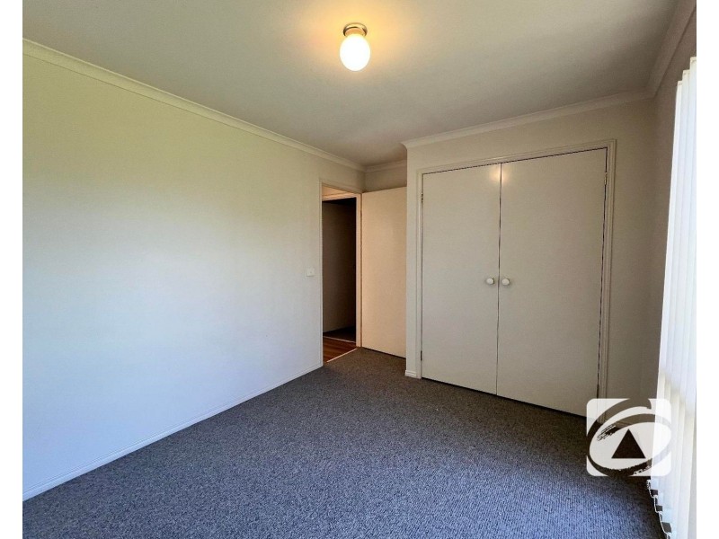 18 Hancock Drive, Berwick VIC 3806