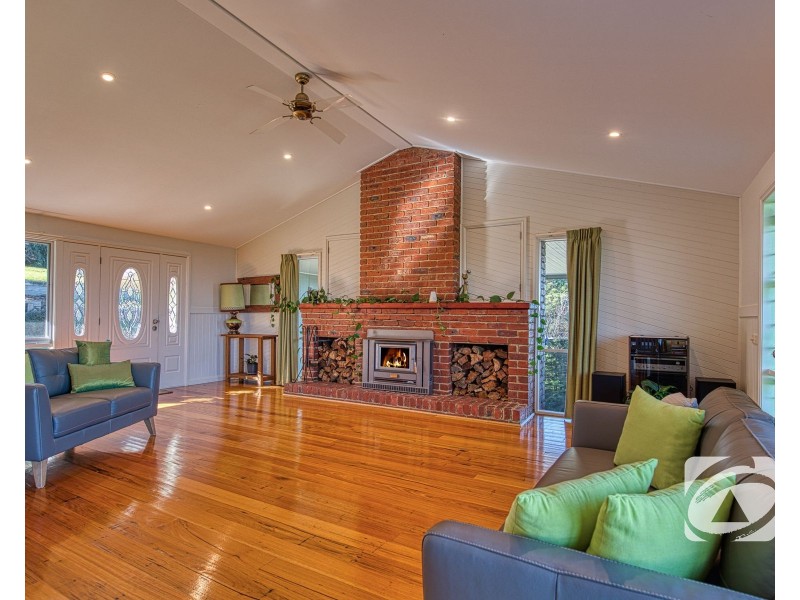 65 Mount Shamrock Road, Pakenham VIC 3810