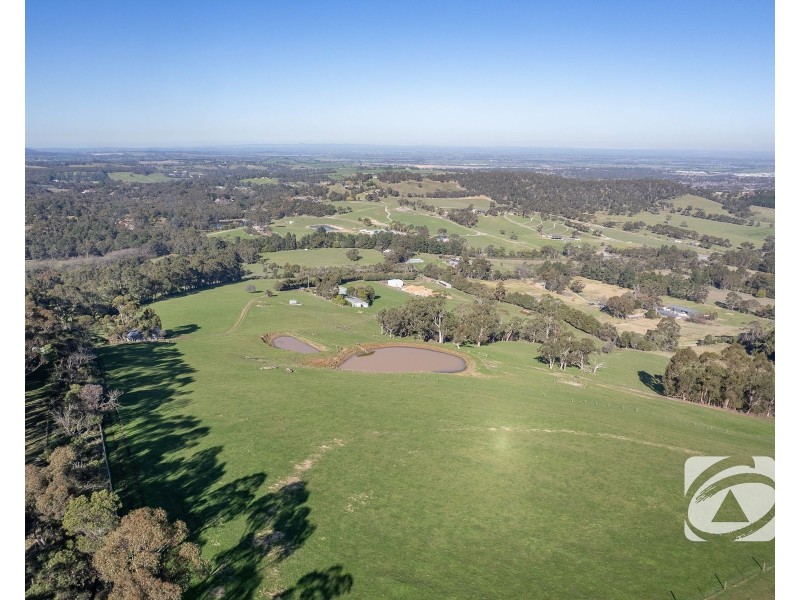 65 Mount Shamrock Road, Pakenham VIC 3810