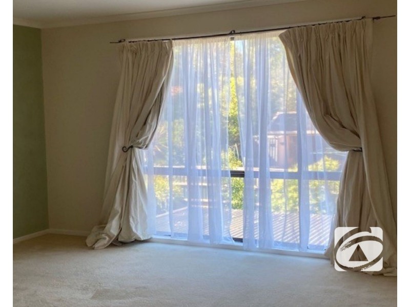 17 Canterbury Close, Narre Warren VIC 3805