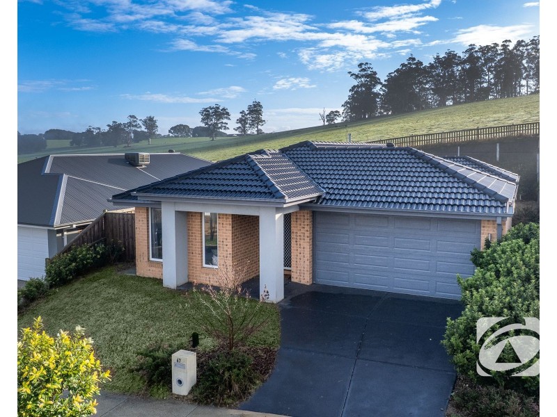 67 Willandra Circuit, Warragul VIC 3820