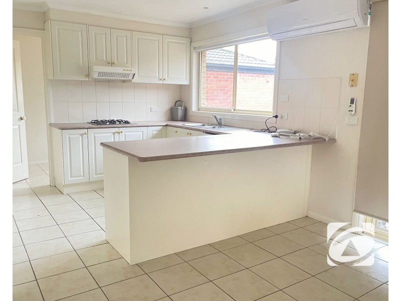 1/5 Kate Place, Ferntree Gully VIC 3156