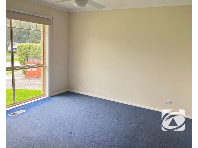 1/5 Kate Place, Ferntree Gully VIC 3156