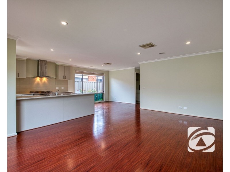 310 Casey Fields Boulevard, Cranbourne East VIC 3977