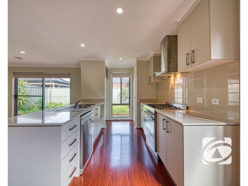 310 Casey Fields Boulevard, Cranbourne East VIC 3977