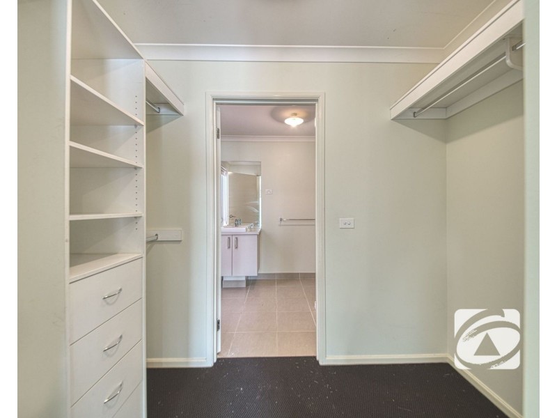 310 Casey Fields Boulevard, Cranbourne East VIC 3977