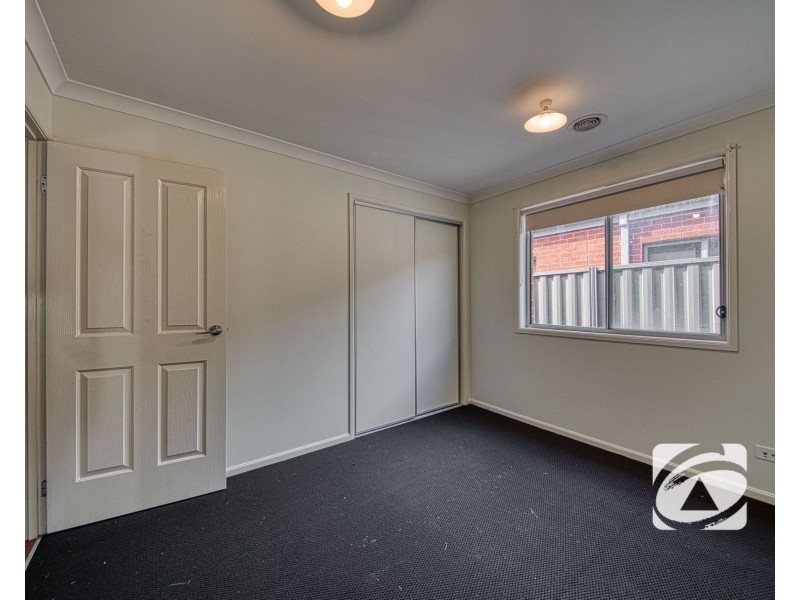 310 Casey Fields Boulevard, Cranbourne East VIC 3977