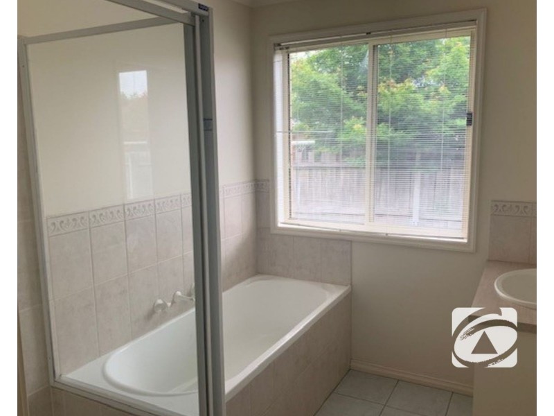 7 Chelsea Crescent, Berwick VIC 3806