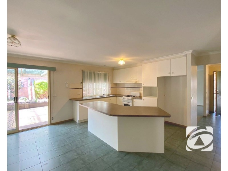 18 Browtop Road, Narre Warren VIC 3805