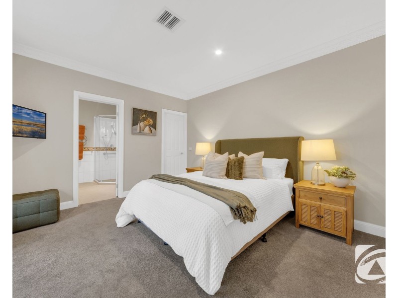 2/11-15 Brisbane Street, Berwick VIC 3806