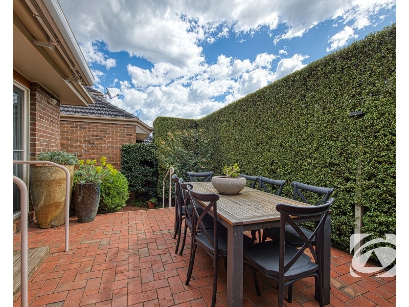 2/11-15 Brisbane Street, Berwick VIC 3806