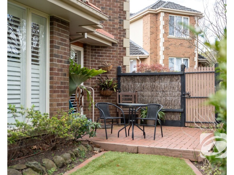 2/11-15 Brisbane Street, Berwick VIC 3806