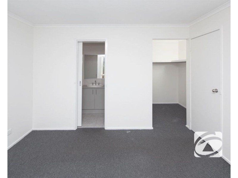 6 Jarman Drive, Langwarrin VIC 3910
