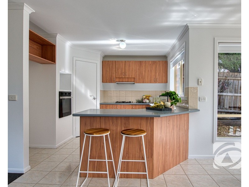 43 Tralee Circuit, Narre Warren VIC 3805