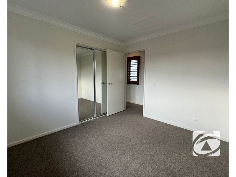 4 Whitehaven Street, Berwick VIC 3806