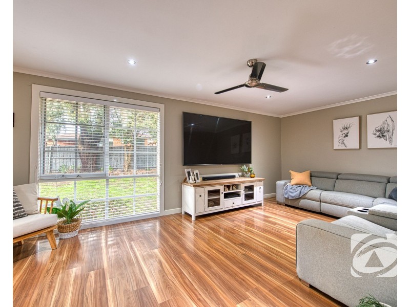 74 Mansfield Street, Berwick VIC 3806