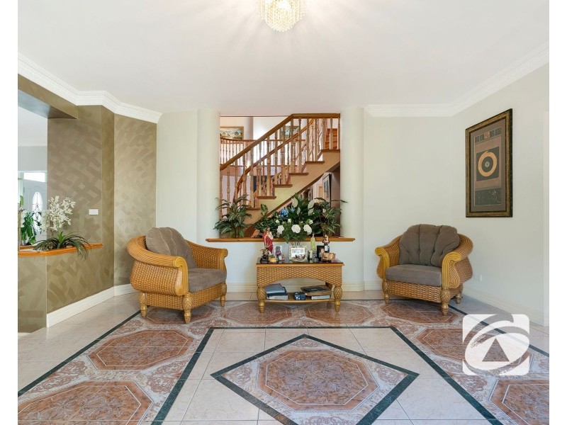 6-8 Fontaine Terrace, Narre Warren North VIC 3804