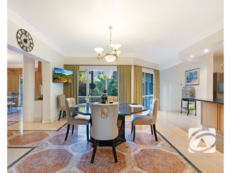 6-8 Fontaine Terrace, Narre Warren North VIC 3804