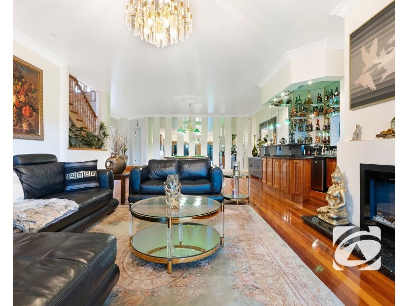 6-8 Fontaine Terrace, Narre Warren North VIC 3804