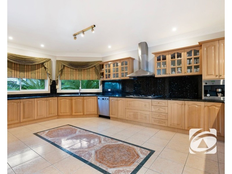 6-8 Fontaine Terrace, Narre Warren North VIC 3804