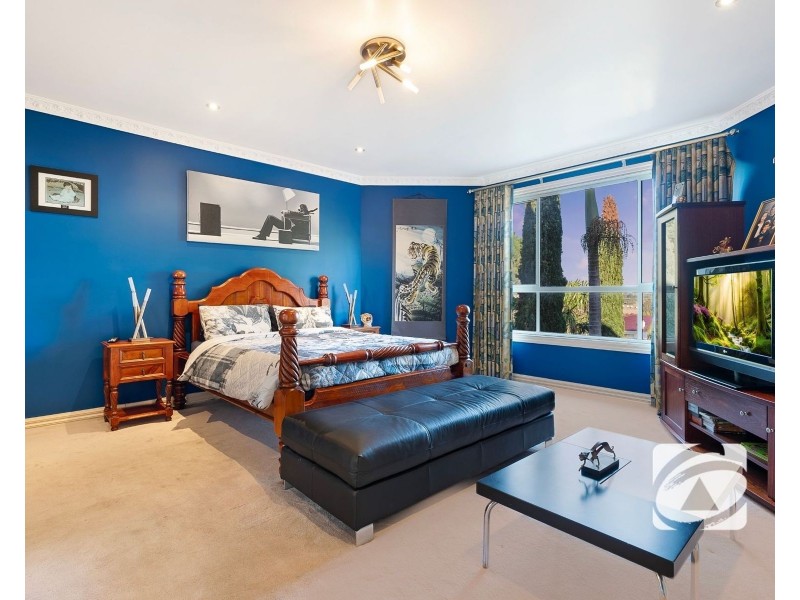 6-8 Fontaine Terrace, Narre Warren North VIC 3804