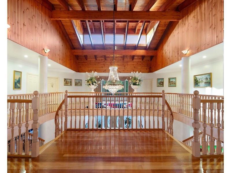 6-8 Fontaine Terrace, Narre Warren North VIC 3804