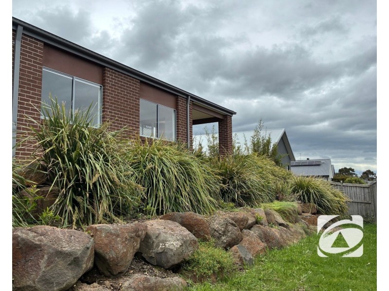 31 Lansell Avenue, Officer VIC 3809
