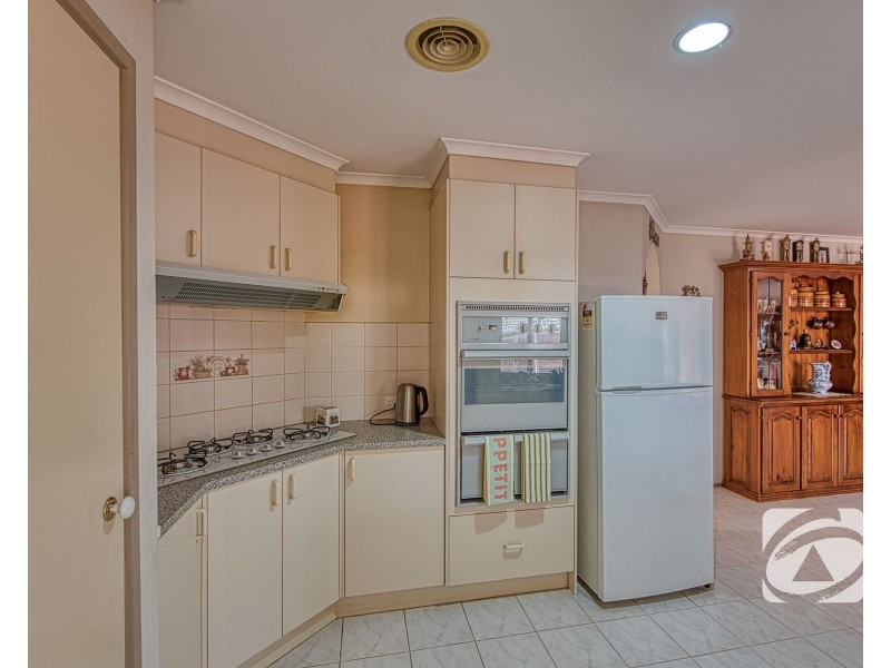 7 Coolong Avenue, Berwick VIC 3806