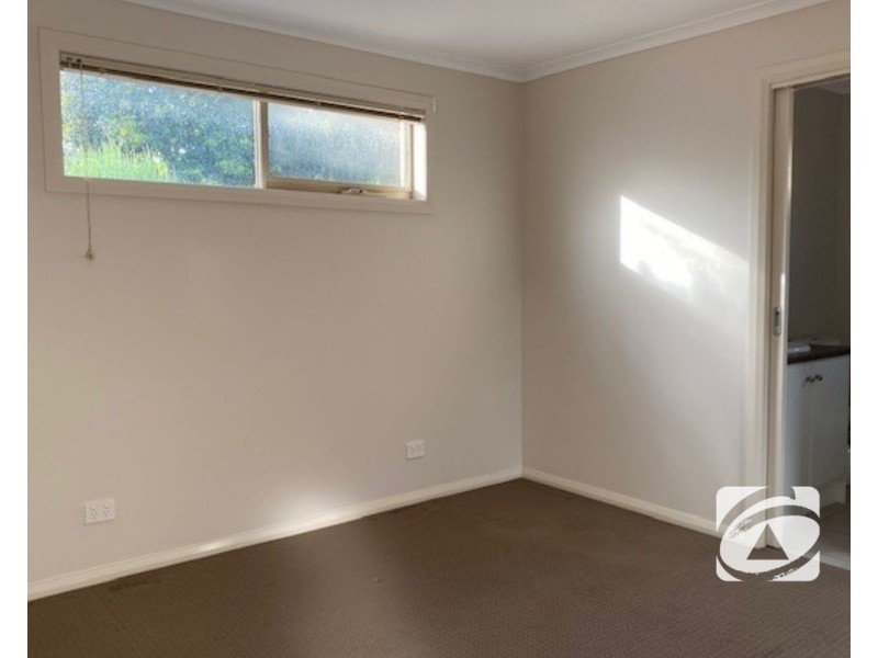 3/8 Jamieson Court, Pakenham VIC 3810
