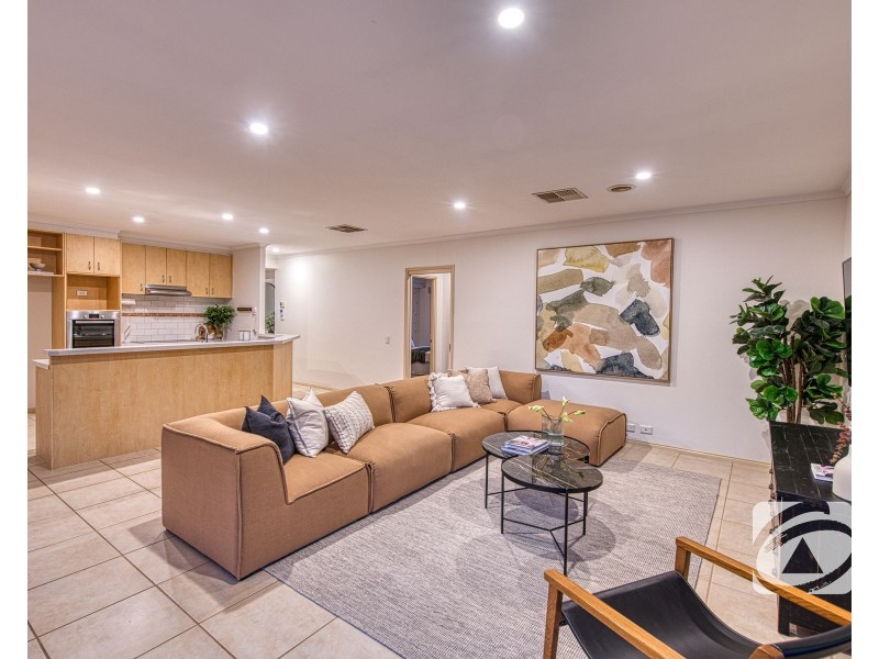 5 Aitken Court, Berwick VIC 3806