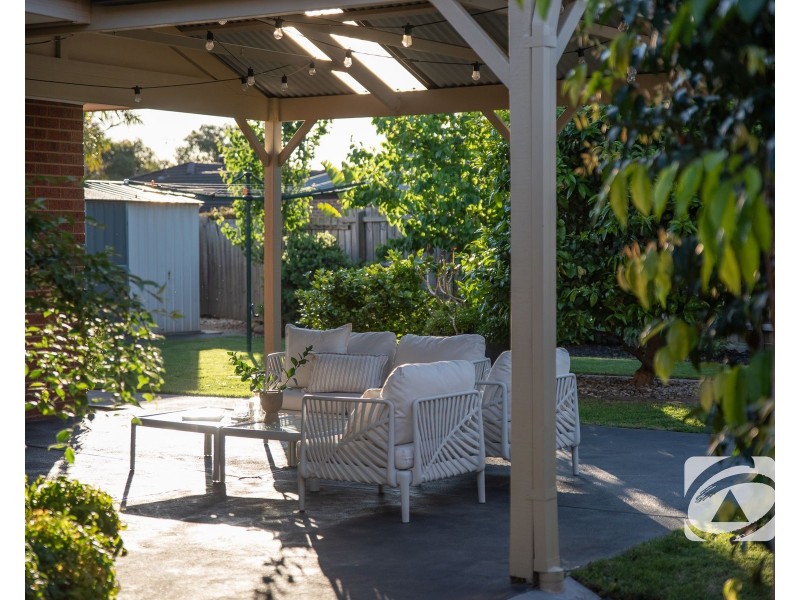 5 Aitken Court, Berwick VIC 3806